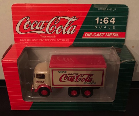 10166-1 € 15,00 coca cola auto die- cast metal 1-64   1x zonder doosje    (€ 12,50).jpeg
